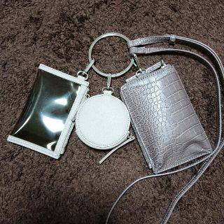 しまむら ミニショルダーバッグ ショルダーバッグ レディース の通販 73点 しまむらのレディースを買うならラクマ しまむら ミニショルダーバッグ ショルダーバッグ レディース の通販 73点 しまむらのレディースを買うならラクマ