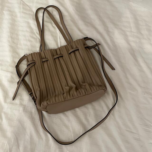 ZARA(ザラ)のgrow様専用　ZARA ブラウンbag レディースのバッグ(ショルダーバッグ)の商品写真