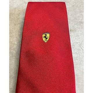 フェラーリ(Ferrari)のフェラーリ　Ferrari ネクタイ【美品】【本場イタリア購入品】赤　RED　(ネクタイ)