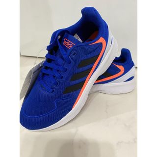 アディダス(adidas)の【新品未使用】アディダス adidas　スニーカー　23.5cm(スニーカー)