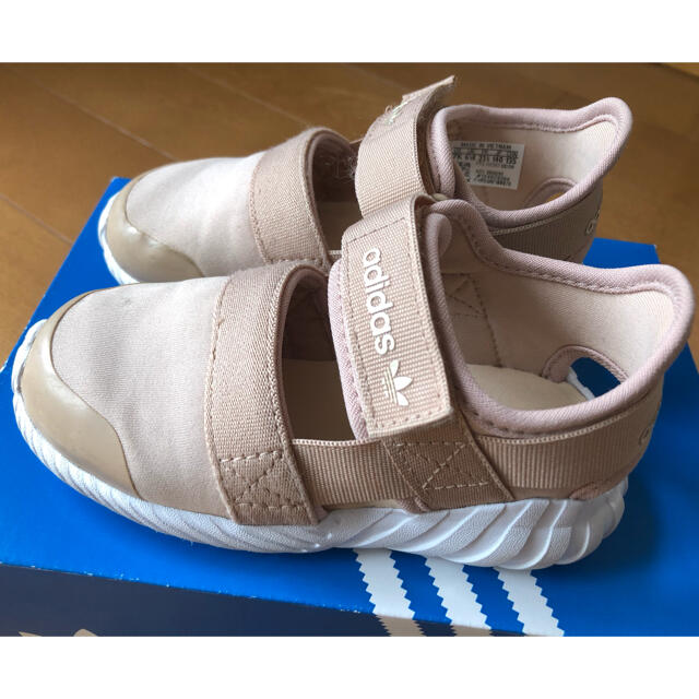 adidas(アディダス)の【adidas】DOOM SANDAL ドゥームサンダル サイズ14cm キッズ/ベビー/マタニティのベビー靴/シューズ(~14cm)(サンダル)の商品写真