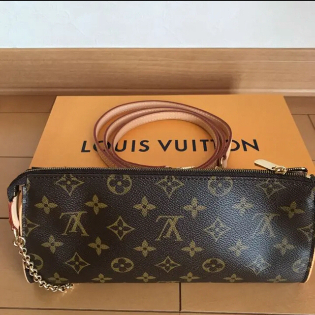 LOUIS VUITTON - エヴァ モノグラム チェーンショルダーバッグ PVC