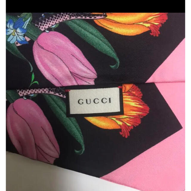 Gucci(グッチ)のGUCCI  ボタニカルミニスカーフ レディースのファッション小物(バンダナ/スカーフ)の商品写真