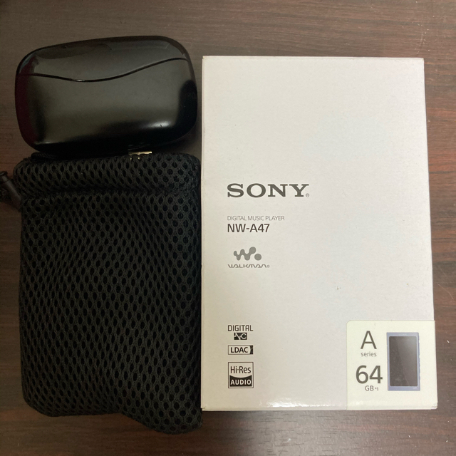 SONY(ソニー)のSONY ウォークマンNW-Ａ47 64GB 付属品　おまけ付き スマホ/家電/カメラのオーディオ機器(ポータブルプレーヤー)の商品写真