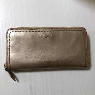 コムサデモード(COMME CA DU MODE)のコムサ　デモード　サック　リボン付きピンク長財布(財布)
