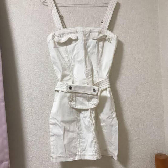 Bershka(ベルシュカ)の美品☆Bershka サロペット　ワンピース　スカート レディースのパンツ(サロペット/オーバーオール)の商品写真