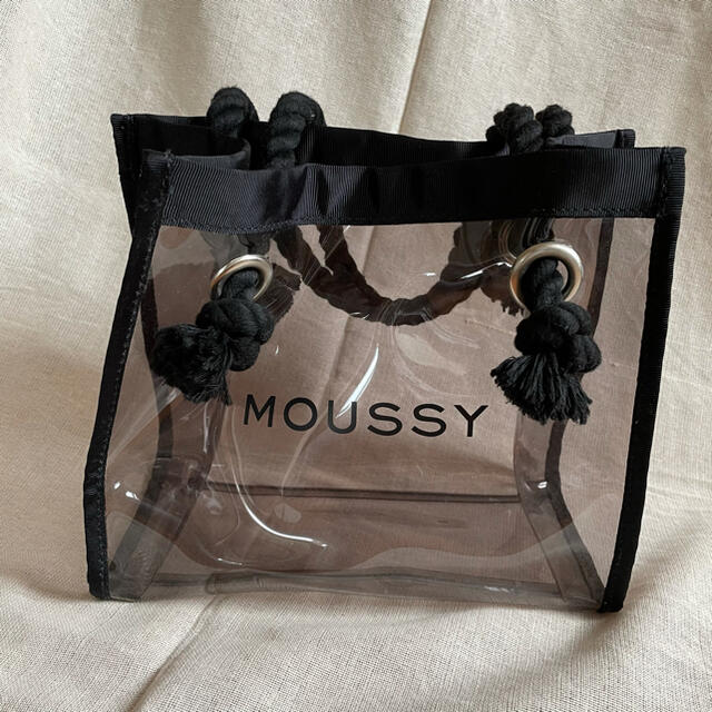 moussy(マウジー)の【送料込】moussy クリアバック black 最終値下げ レディースのバッグ(ハンドバッグ)の商品写真