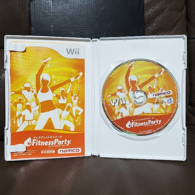 Fitness Party（フィットネス パーティー） Wii エンタメ/ホビーのゲームソフト/ゲーム機本体(家庭用ゲームソフト)の商品写真