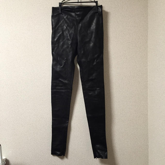 Balenciaga レザーパンツ | フリマアプリ ラクマ Balenciaga レザーパンツ | フリマアプリ ラクマ