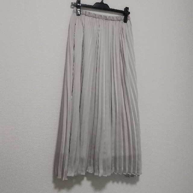 新品未使用 プリーツ マキシスカート レディースのスカート(ロングスカート)の商品写真
