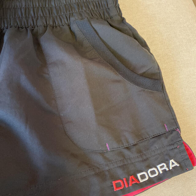 DIADORA(ディアドラ)のディアドラ　ショートパンツ　サイズＭ スポーツ/アウトドアのランニング(ウェア)の商品写真