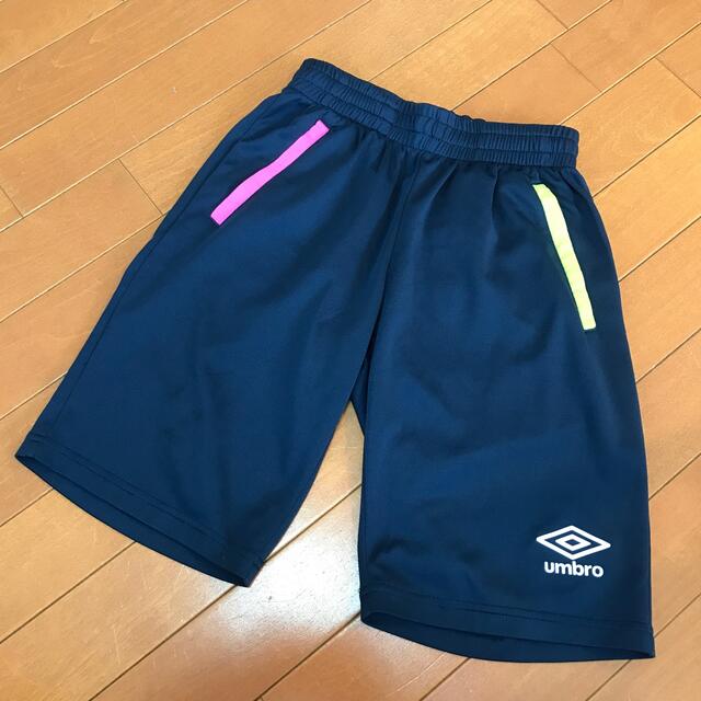 UMBRO(アンブロ)の【150】美品！umbro  ボーイズ  ハーフパンツ　 キッズ/ベビー/マタニティのキッズ服男の子用(90cm~)(パンツ/スパッツ)の商品写真