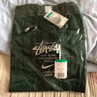 ステューシー(STUSSY)のXL Nike x Stussy インターナショナル Tシャツ "グリーン"(Tシャツ/カットソー(半袖/袖なし))