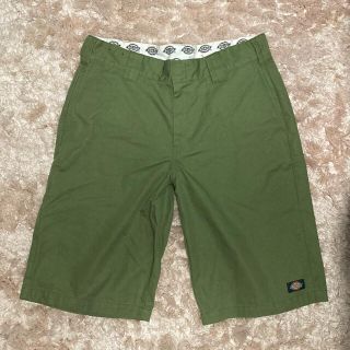 ディッキーズ(Dickies)のDickies ディッキーズ　ハーフパンツ　カーキ　32(ショートパンツ)