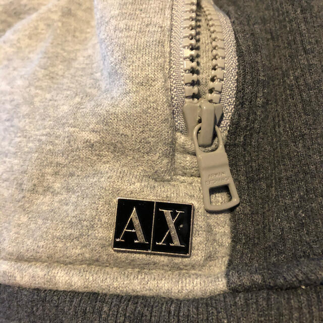 ARMANI EXCHANGE(アルマーニエクスチェンジ)のアルマーニ　エクスチェンジ  パーカー　ハワイ直営店購入 メンズのトップス(パーカー)の商品写真