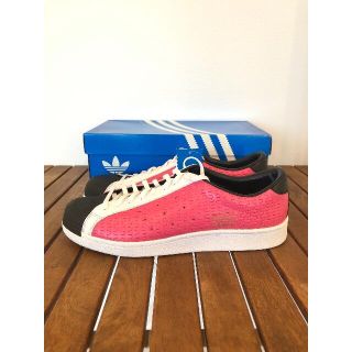 アディダス(adidas)の新品 アディダス Adidas TENNIS VINTAGE ピンク(スニーカー)