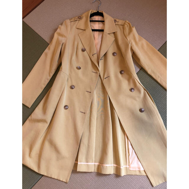 ANAYI(アナイ)のANAYI コート　美品　36 レディースのジャケット/アウター(スプリングコート)の商品写真