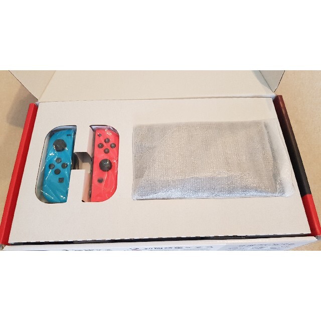 Nintendo 新型の通販 by Ryo's shop｜ラクマ Switch 任天堂スイッチ本体 期間限定