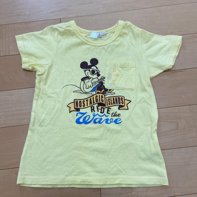 ディズニー　ミッキー　半袖Ｔシャツ　120センチ　2枚セット キッズ/ベビー/マタニティのキッズ服男の子用(90cm~)(Tシャツ/カットソー)の商品写真