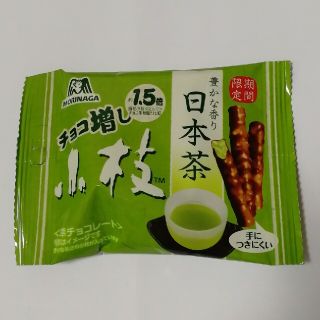 モリナガセイカ(森永製菓)のチョコ増し小枝　豊かな香り日本茶(菓子/デザート)