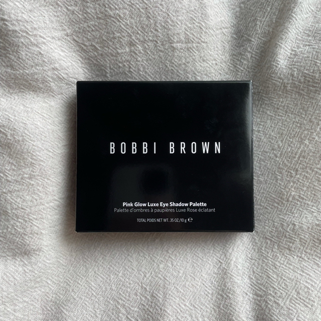 BOBBI BROWN(ボビイブラウン)の【新品】ピンクグロウリュクスアイシャドウパレット コスメ/美容のベースメイク/化粧品(アイシャドウ)の商品写真