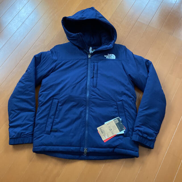 THE NORTH FACE(ザノースフェイス)の新品　ノースフェイス　ダウン　レディースM レディースのジャケット/アウター(ダウンジャケット)の商品写真