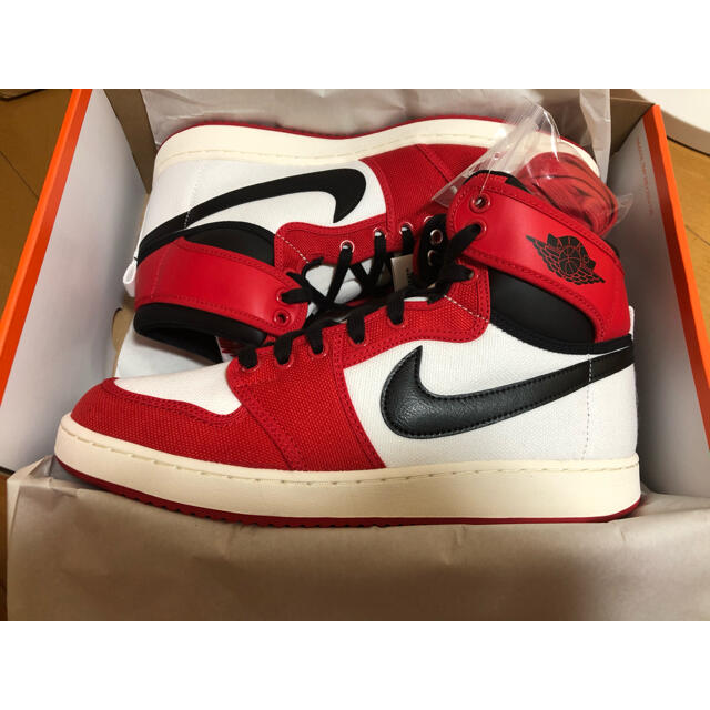 NIKE(ナイキ)の28.0cm NIKE AIR JORDAN 1 KO CHICAGO  メンズの靴/シューズ(スニーカー)の商品写真