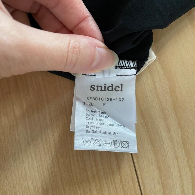 SNIDEL(スナイデル)のsnidel♡黒トップス レディースのトップス(シャツ/ブラウス(半袖/袖なし))の商品写真