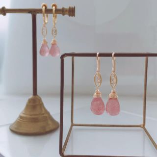 感謝価格♡数量限定ストロベリークォーツ ピアス／イヤリング(ピアス)