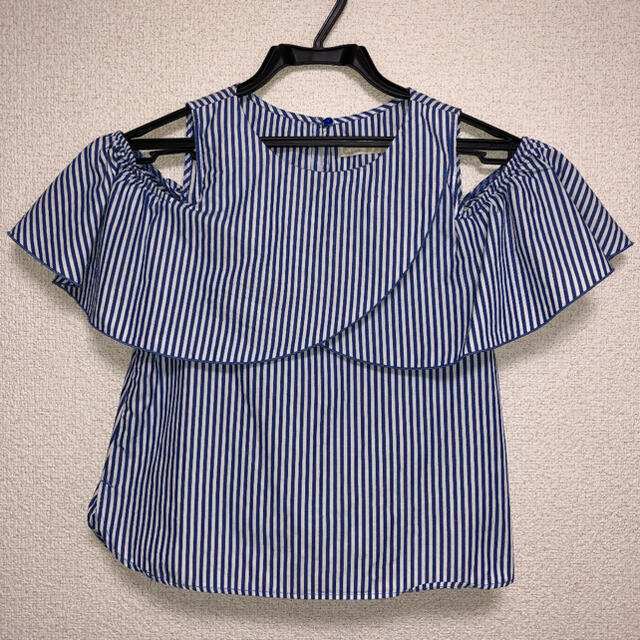 ZARA KIDS(ザラキッズ)の♡ZARA kids カットソー　フリルブラウス　140cm キッズ/ベビー/マタニティのキッズ服女の子用(90cm~)(Tシャツ/カットソー)の商品写真