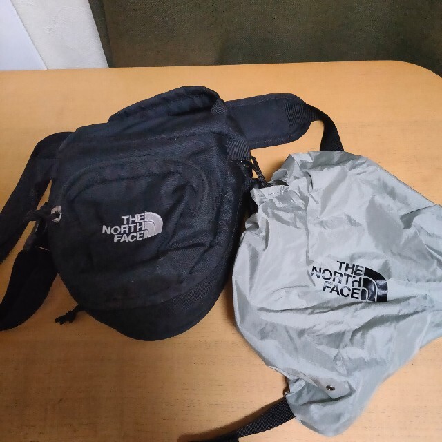 THE NORTH FACE(ザノースフェイス)のノースフェイス　カメラバッグ スマホ/家電/カメラのカメラ(ケース/バッグ)の商品写真