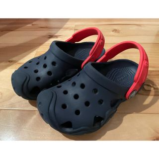 クロックス(crocs)のクロックス　サンダル 16.5センチ(サンダル)