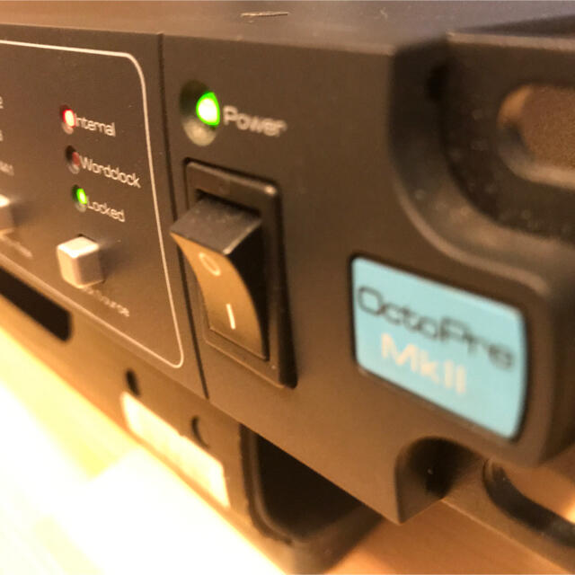 美品 Focusrite OctoPre MkII 高音質マイクプリアンプ 楽器のレコーディング/PA機器(その他)の商品写真