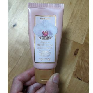 フェルナンダ(FERNANDA)のフェルナンダ フレグランスハンドクリーム フローレットダリアンセ 50g(ハンドクリーム)