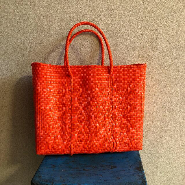メルカドバッグ　オレンジ　SSサイズ レディースのバッグ(かごバッグ/ストローバッグ)の商品写真