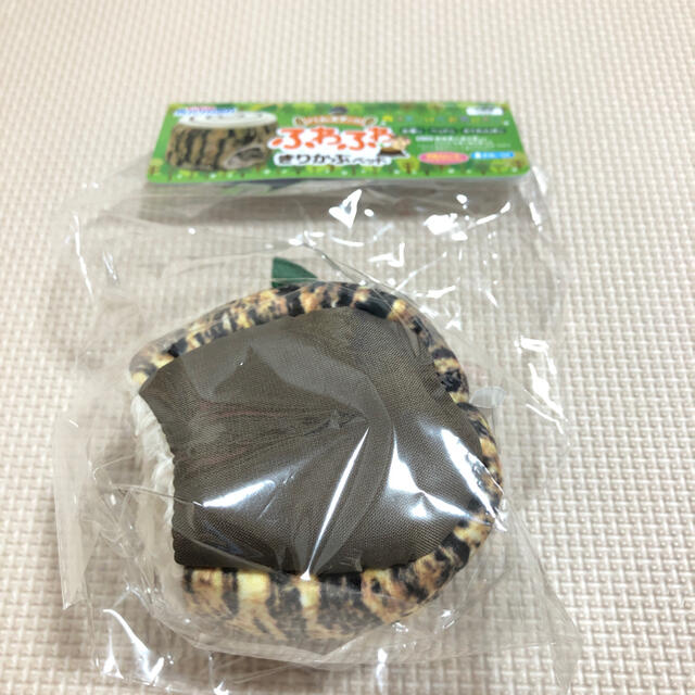 ミニアニマン ハムスターのふわふわ切り株ベッドの通販 by まっちゃん ミニアニマン ハムスターのふわふわ切り株ベッド