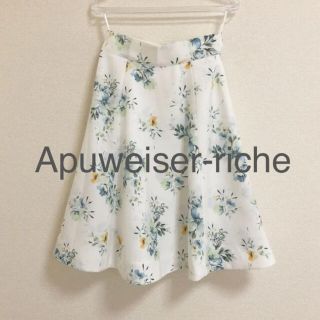 アプワイザーリッシェ(Apuweiser-riche)のApuweiser-riche フレアスカート　花柄スカート(ロングスカート)