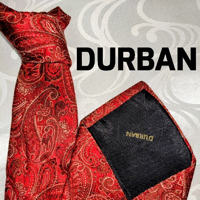 D’URBAN(ダーバン)のDURBAN ダーバン レッド ペイズリー柄 シルク 100% メンズのファッション小物(ネクタイ)の商品写真