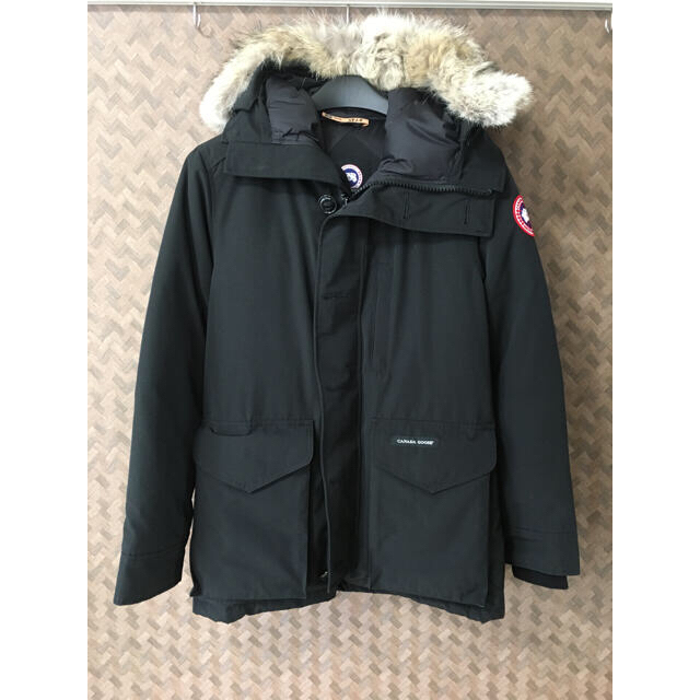 CANADA GOOSE(カナダグース)のカナダグース　メンズ　Mサイズ　美品 メンズのジャケット/アウター(ダウンジャケット)の商品写真