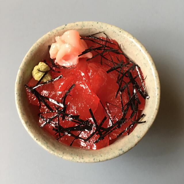 食品サンプル《ミニチュア鉄火丼》の通販 by かおる's shop|ラクマ 食品サンプル《ミニチュア鉄火丼》の通販 by かおる's shop|ラクマ
