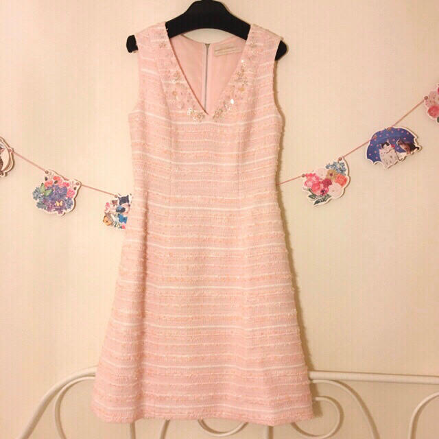 Aveniretoile(アベニールエトワール)の♡新品未使用♡ フラワー ビジュー ツイード ワンピース ♡ レディースのワンピース(ひざ丈ワンピース)の商品写真