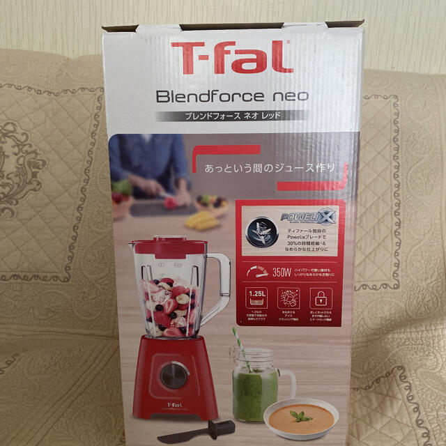 T-fal(ティファール)の新品　ティファール　ブレンドフォースネオ　赤 スマホ/家電/カメラの調理家電(ジューサー/ミキサー)の商品写真