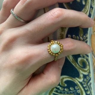 ザラ(ZARA)のパール　ゴールドフラワー　ビーズリング　ビーズアクセサリー　韓国(リング)