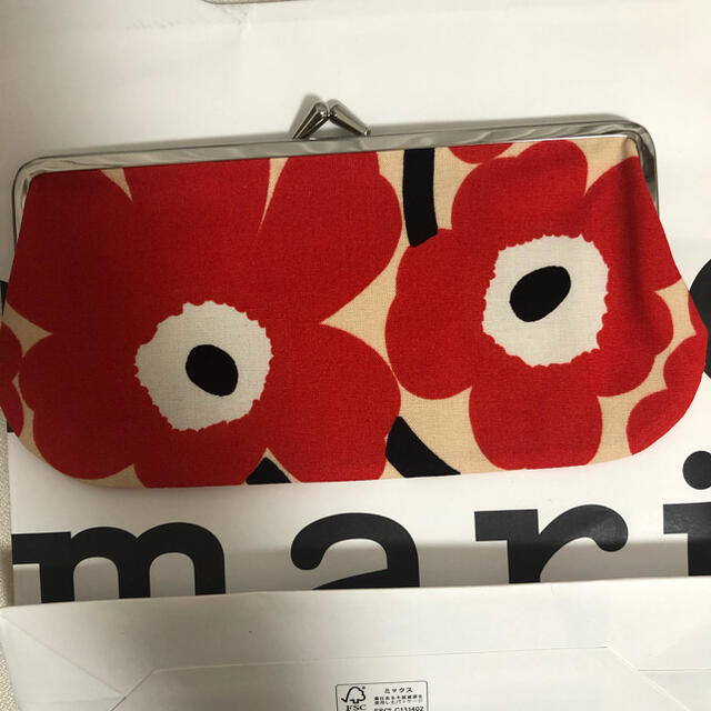 marimekko(マリメッコ)のマリメッコ　ペンケース インテリア/住まい/日用品の文房具(ペンケース/筆箱)の商品写真