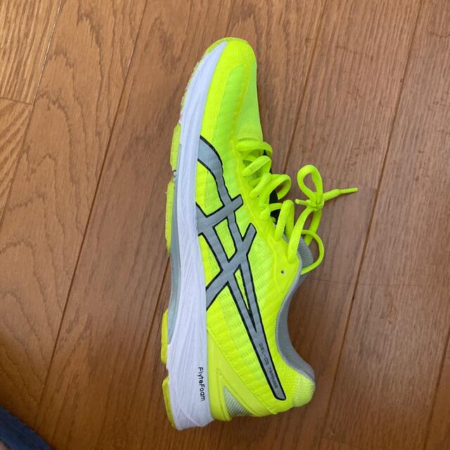 asics(アシックス)のアシックス　メンズ レーシングシューズゲルディーエストレーナー 23  スポーツ/アウトドアのランニング(シューズ)の商品写真