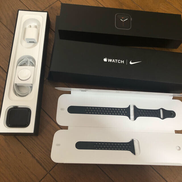 Apple Watch(アップルウォッチ)ののび様専用Apple Watch Series 5 GPS+Cellular  メンズの時計(腕時計(デジタル))の商品写真