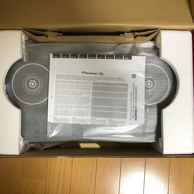 Pioneer(パイオニア)のDDJ-400（PCスタンド付き） 楽器のDJ機器(DJコントローラー)の商品写真