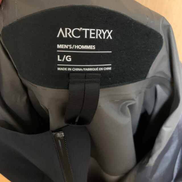 ARC'TERYX(アークテリクス)のteaオレ様　ARC’TERYXゼータ SL ジャケット zeta sl L メンズのジャケット/アウター(マウンテンパーカー)の商品写真