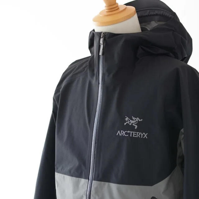 ARC'TERYX(アークテリクス)のteaオレ様　ARC’TERYXゼータ SL ジャケット zeta sl L メンズのジャケット/アウター(マウンテンパーカー)の商品写真