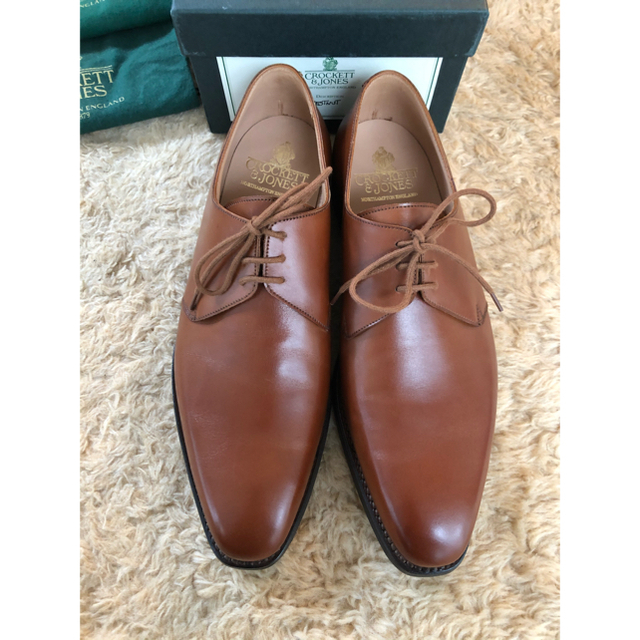 Crockett&Jones(クロケットアンドジョーンズ)の(未使用)007モデル　クロケット&ジョーンズ　箱、袋付　サイズUK8 1/2E メンズの靴/シューズ(ドレス/ビジネス)の商品写真